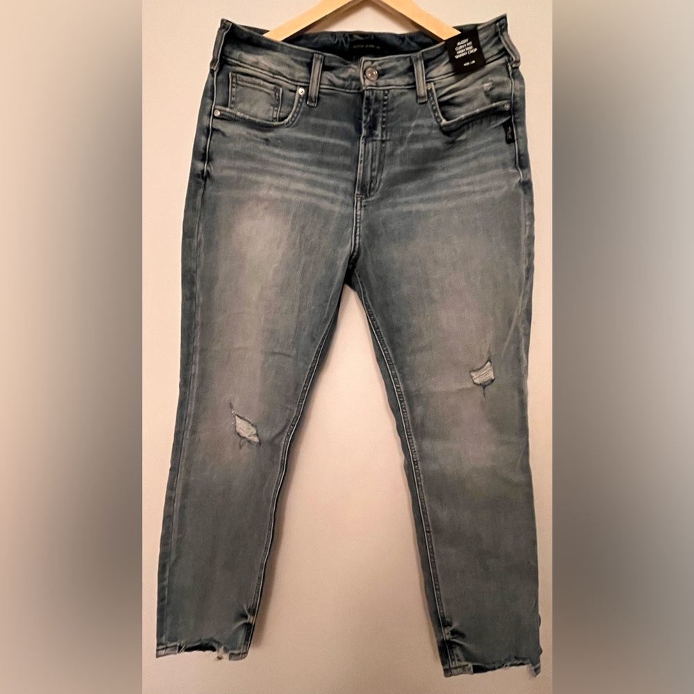 EUC Silver jeans skinny cropped frayed hem ladies sen, 33W 26L